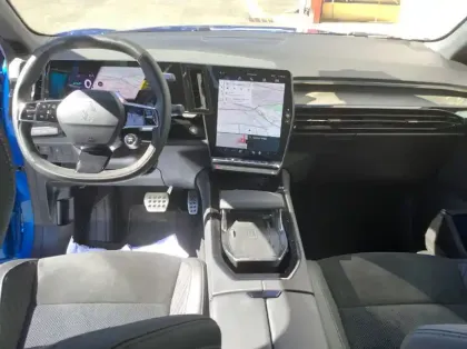 Photo 12 Renault Rafale Nouveau E-Tech full hybrid 200 ch esprit Alpine