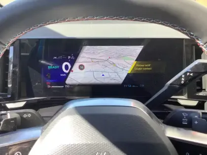 Photo 13 Renault Rafale Nouveau E-Tech full hybrid 200 ch esprit Alpine