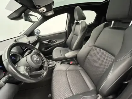 Photo 17 Toyota Yaris Gén. IV Ph1 Collection 5