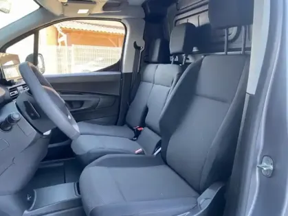 Photo 15 Peugeot Partner III M CU Std Dies 130 ch Auto Pack Prem Co