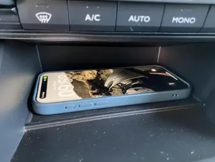 Photo 13 Peugeot Partner III M CU Std Dies 130 ch Auto Pack Prem Co