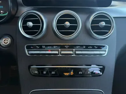 Photo 13 Mercedes Classe GLC 300de 4MATIC AMG Line Classe CP/253