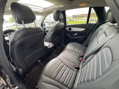 Photo 16 Mercedes Classe GLC SUV 300de 4MATIC AMG Line