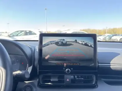 Photo 11 Toyota Yaris Hybride 116h Design