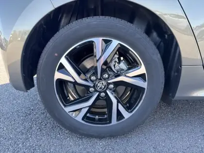 Photo 8 Toyota Yaris Hybride 116h Design