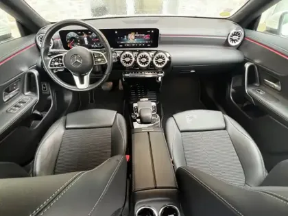 Photo 5 Mercedes CLA Coupé 180 d Progressive Line