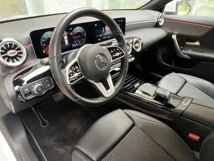 Photo 7 Mercedes CLA Coupé 180 d Progressive Line