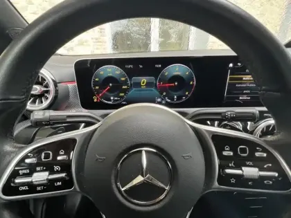 Photo 14 Mercedes CLA Coupé 180 d Progressive Line
