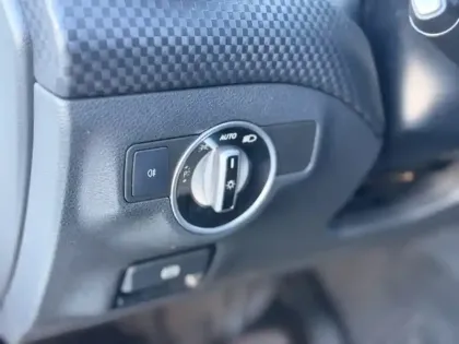 Photo 11 Mercedes Classe A 200 d Sensation