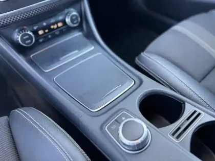 Photo 12 Mercedes Classe A 200 d Sensation