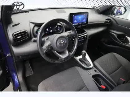 Photo 8 Toyota Yaris Hybride 1.5 HYBRID 116H DESIGN Cargo