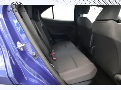 Photo 23 Toyota Yaris Hybride 1.5 HYBRID 116H DESIGN Cargo