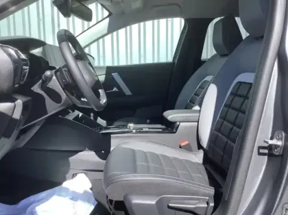 Photo 10 Citroën C4 Hybride 145 e-DCS6 Max - 5P