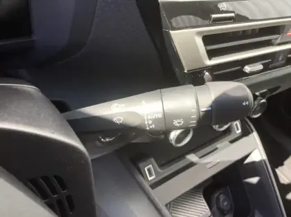 Photo 19 Citroën C4 Hybride 145 e-DCS6 Max - 5P