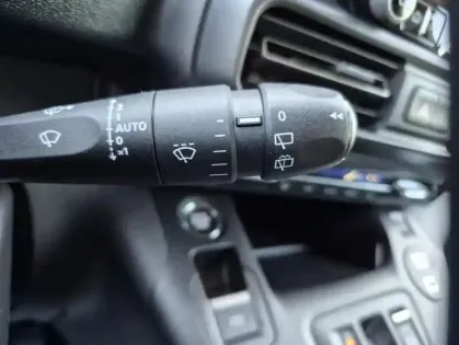 Photo 13 Peugeot Partner III M CU Std Dies 130 ch Auto Pack Prem Co