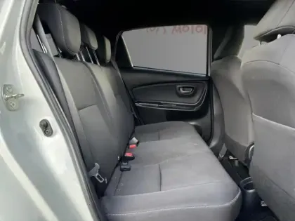 Photo 11 Toyota Yaris Gén. III Ph3 Collection 5