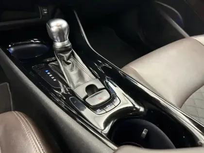 Photo 17 Toyota C-HR 1.8 HYBRIDE 122 DISTINCTIVE