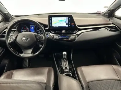 Photo 10 Toyota C-HR 1.8 HYBRIDE 122 DISTINCTIVE