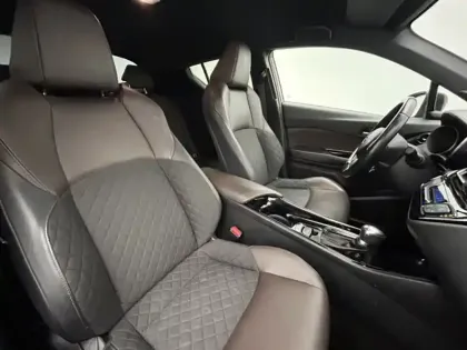 Photo 23 Toyota C-HR 1.8 HYBRIDE 122 DISTINCTIVE