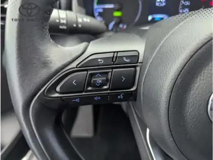 Photo 16 Toyota Yaris Hybride 116h Dynamic