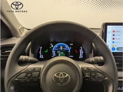 Photo 20 Toyota Yaris Hybride 116h Design Pack