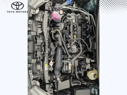 Photo 12 Toyota Yaris Hybride 116h Design Pack