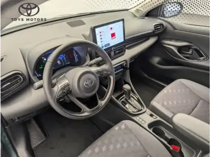 Photo 13 Toyota Yaris Hybride 116h Design Pack