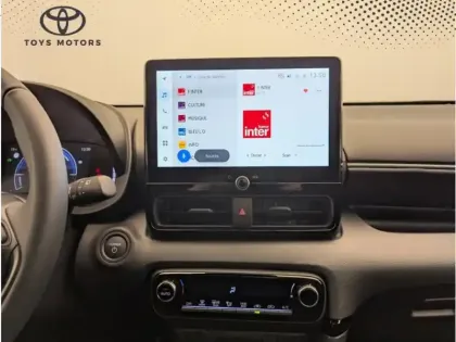 Photo 17 Toyota Yaris Hybride 116h Design Pack