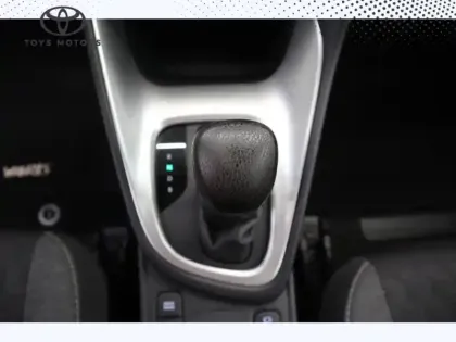 Photo 14 Toyota Yaris Hybride 116h Dynamic