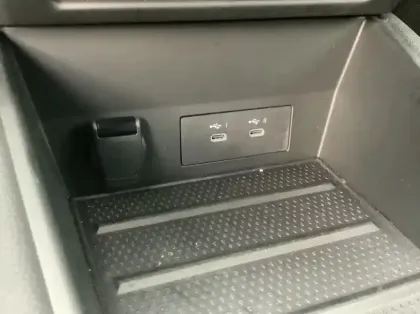 Photo 20 Renault Symbioz Nouveau E-Tech full hybrid 145 Iconic