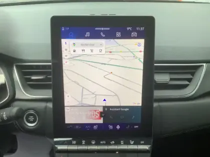 Photo 14 Renault Symbioz Nouveau E-Tech full hybrid 145 Iconic