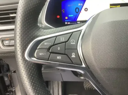 Photo 23 Renault Symbioz Nouveau E-Tech full hybrid 145 Iconic