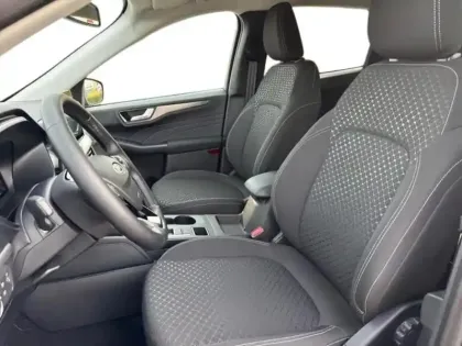 Photo 21 Ford Kuga  2.5 Duratec 180ch Hybrid FlexiFuel Titanium Business Powershift