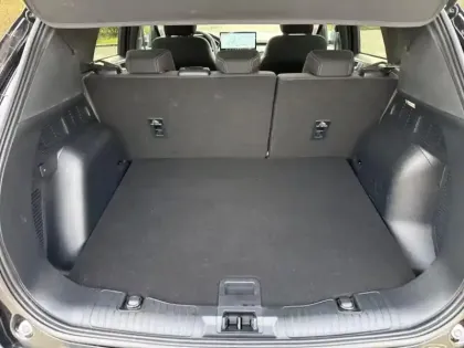 Photo 23 Ford Kuga  2.5 Duratec 180ch Hybrid FlexiFuel Titanium Business Powershift