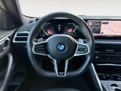 Photo 26 BMW Serie 4 Série 4 Cabriolet 420iA 184ch M Sport