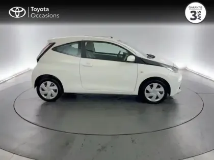 Photo 5 Toyota Aygo  1.0 VVT-i 72ch x-play 3p