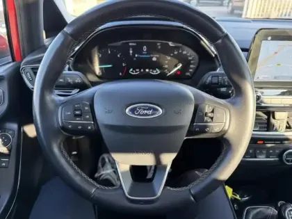 Photo 13 Ford Fiesta  1.5 TDCi 85ch Stop&Start Titanium 5p Euro6.2