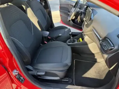 Photo 10 Ford Fiesta  1.5 TDCi 85ch Stop&Start Titanium 5p Euro6.2