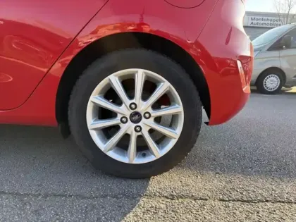 Photo 8 Ford Fiesta  1.5 TDCi 85ch Stop&Start Titanium 5p Euro6.2