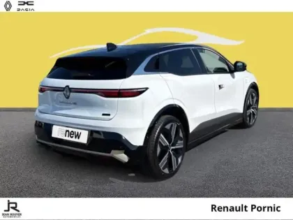 Photo 11 Renault Megane Gén. V (BCB) Ph1 Evo Iconic 5