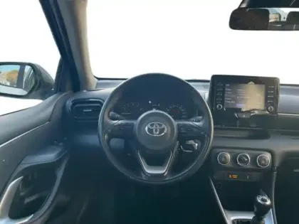 Photo 10 Toyota Yaris  120 VVT-i Dynamic 5p MY22