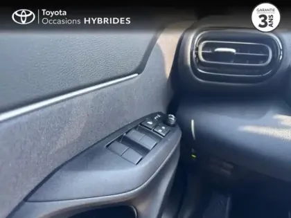 Photo 14 Toyota Yaris  Cross 116h Design Pack Cargo