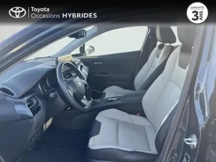 Photo 10 Toyota C-HR  1.8 Hybride 122ch Design E-CVT