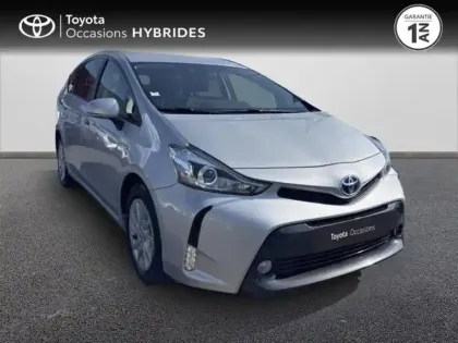 Photo 10 Toyota Prius + 136h Dynamic