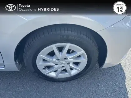 Photo 7 Toyota Prius + 136h Dynamic
