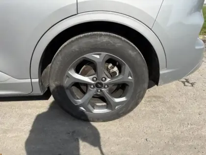 Photo 12 Ford Kuga  2.5 Duratec 180ch Hybrid FlexiFuel ST-Line Powershift