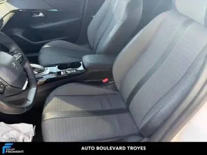 Photo 10 Peugeot 208  e- 136ch Allure Pack