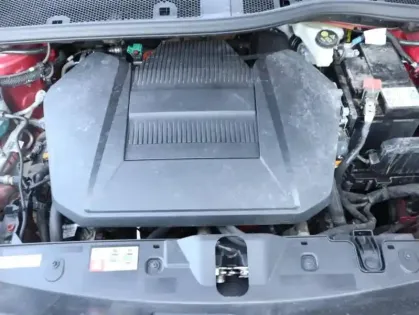 Photo 11 Peugeot 2008  e- 136ch GT Pack