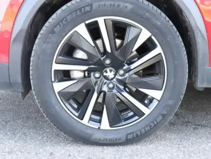 Photo 10 Peugeot 2008  e- 136ch GT Pack