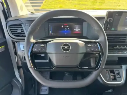 Photo 10 Opel Vivaro  Fg XL 2.0 BlueHDi 180ch S&S Cabine Approfondie Fixe EAT8